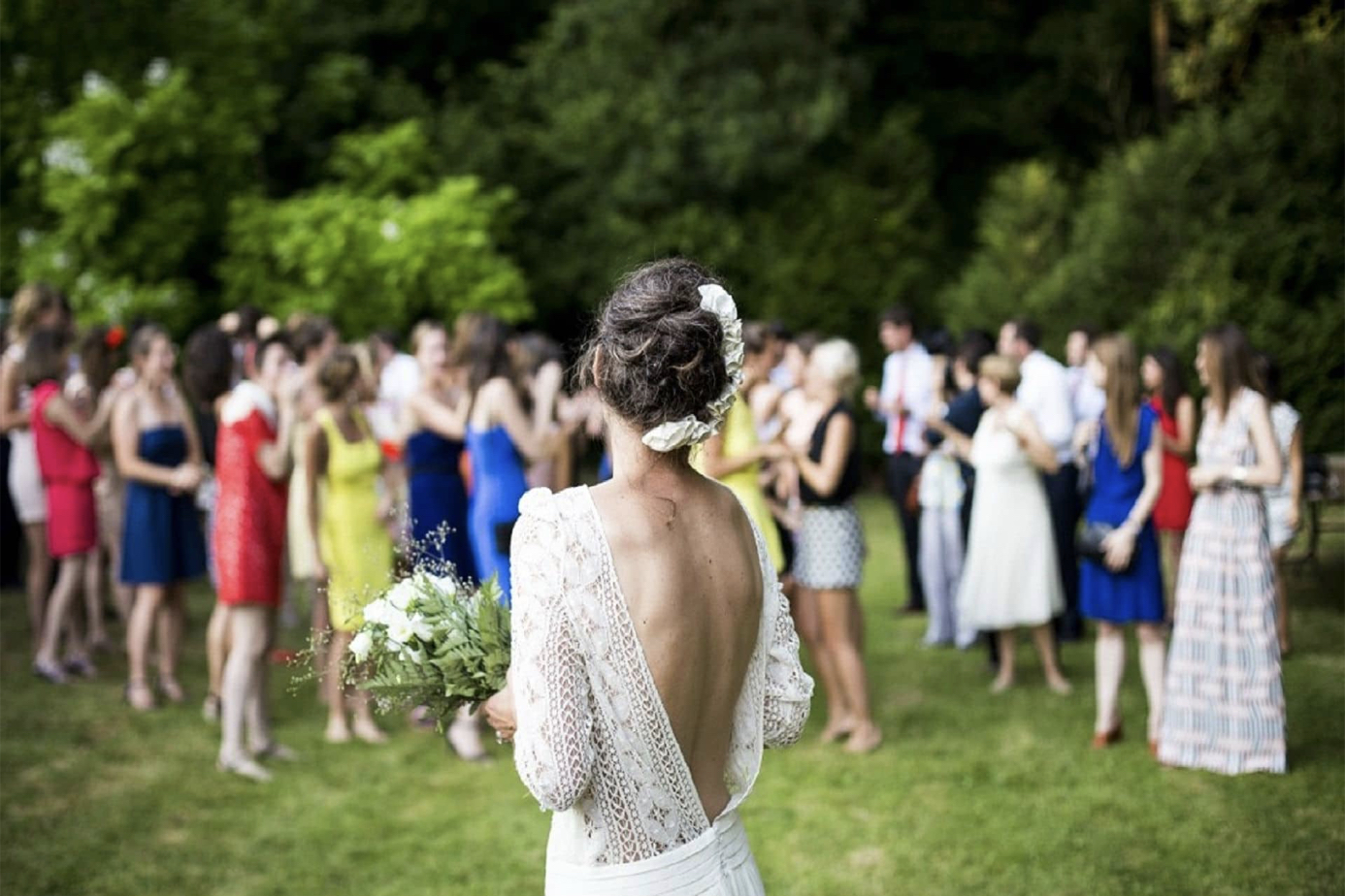 10 wedding traditions around the world !