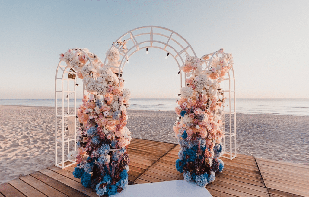 An arch for your ceremony