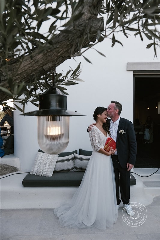 Mariage bohème et élégant à Mykonos