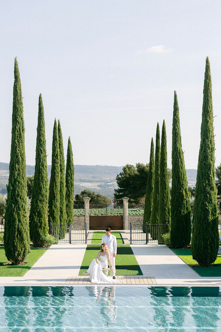 get married in La coquillade Provence luxury venue organsa wedding planner in provence