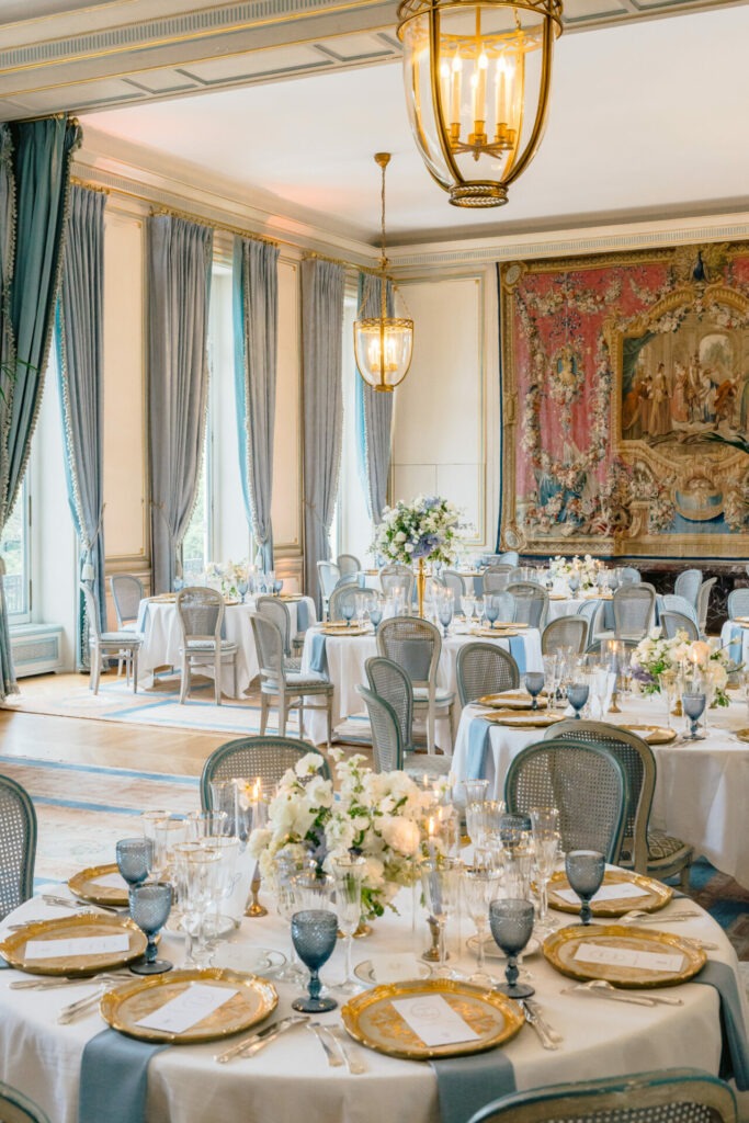 Intimate wedding in Paris