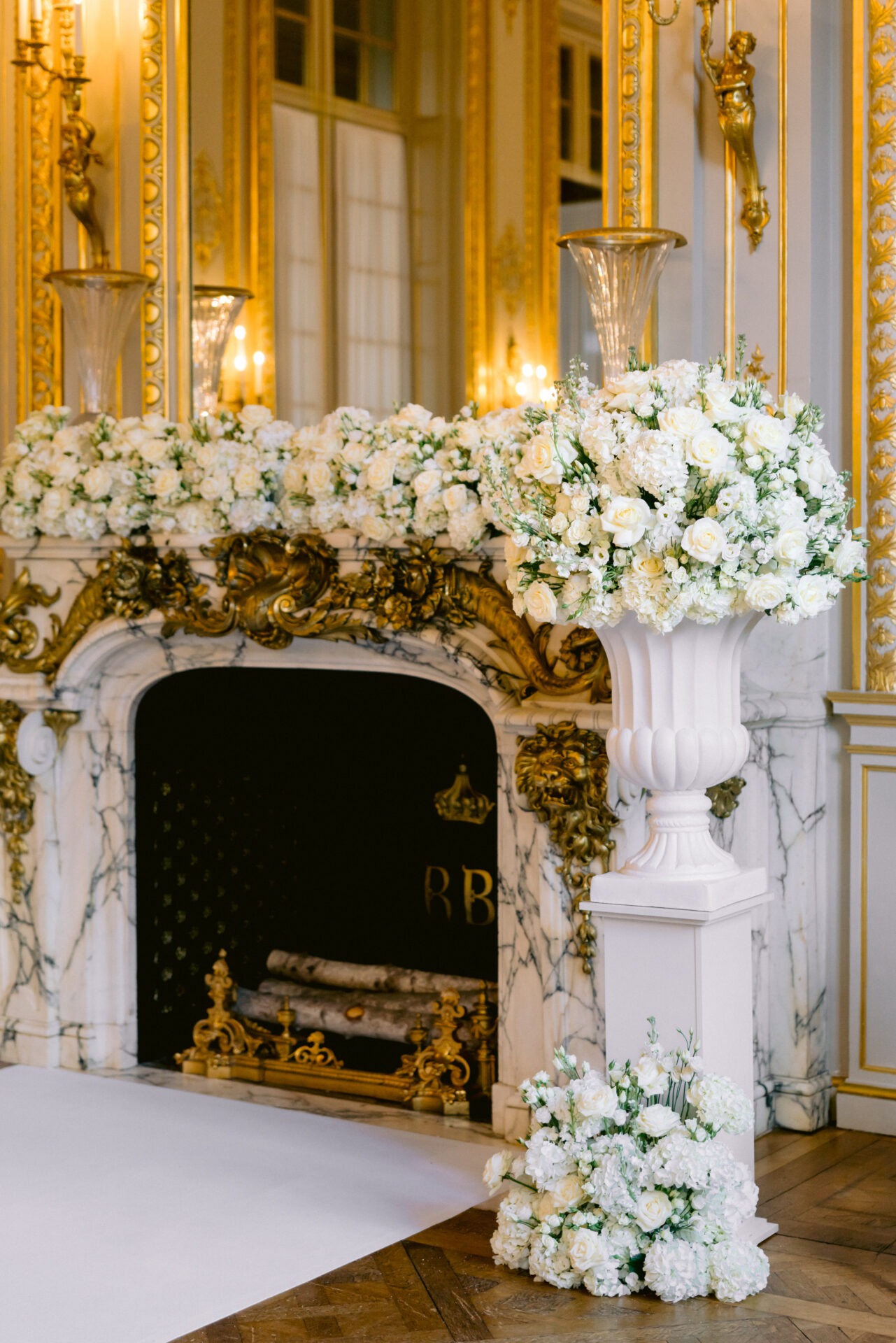 White decor shangrila palace Paris - Rémi Dupac Photographer